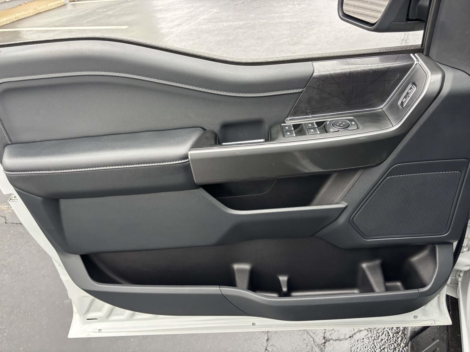 2023 Ford F-150 XLT 4X4