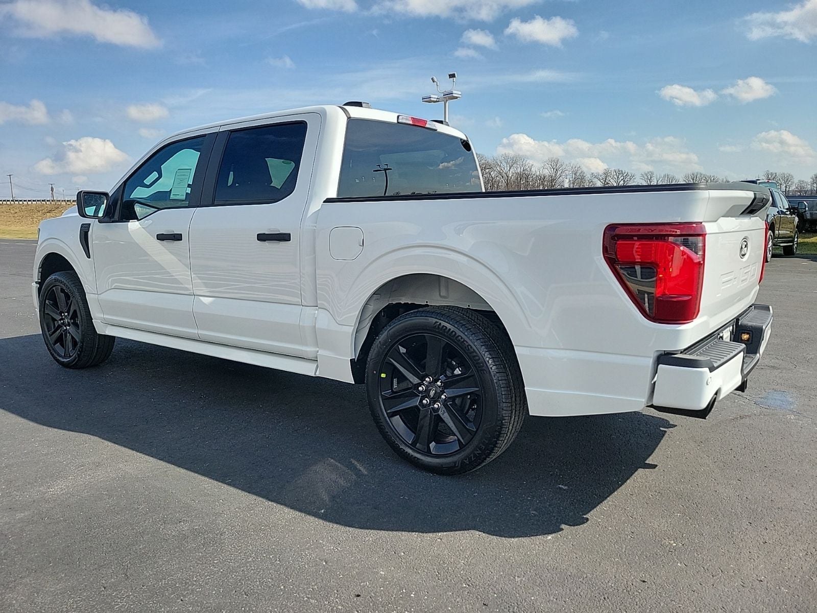 2026 Ford F-150 STX LOBO 4WD