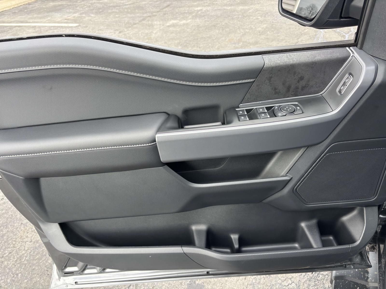 2025 Ford F-150 XLT 4X4