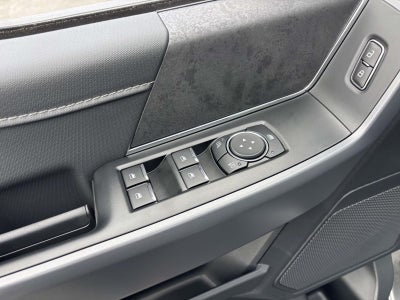 2025 Ford F-150 XLT 4X4