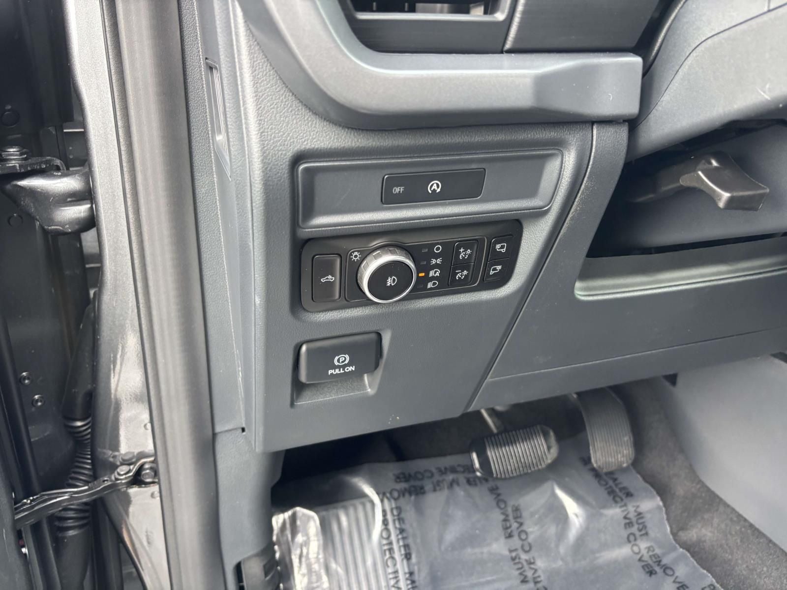 2025 Ford F-150 XLT 4X4