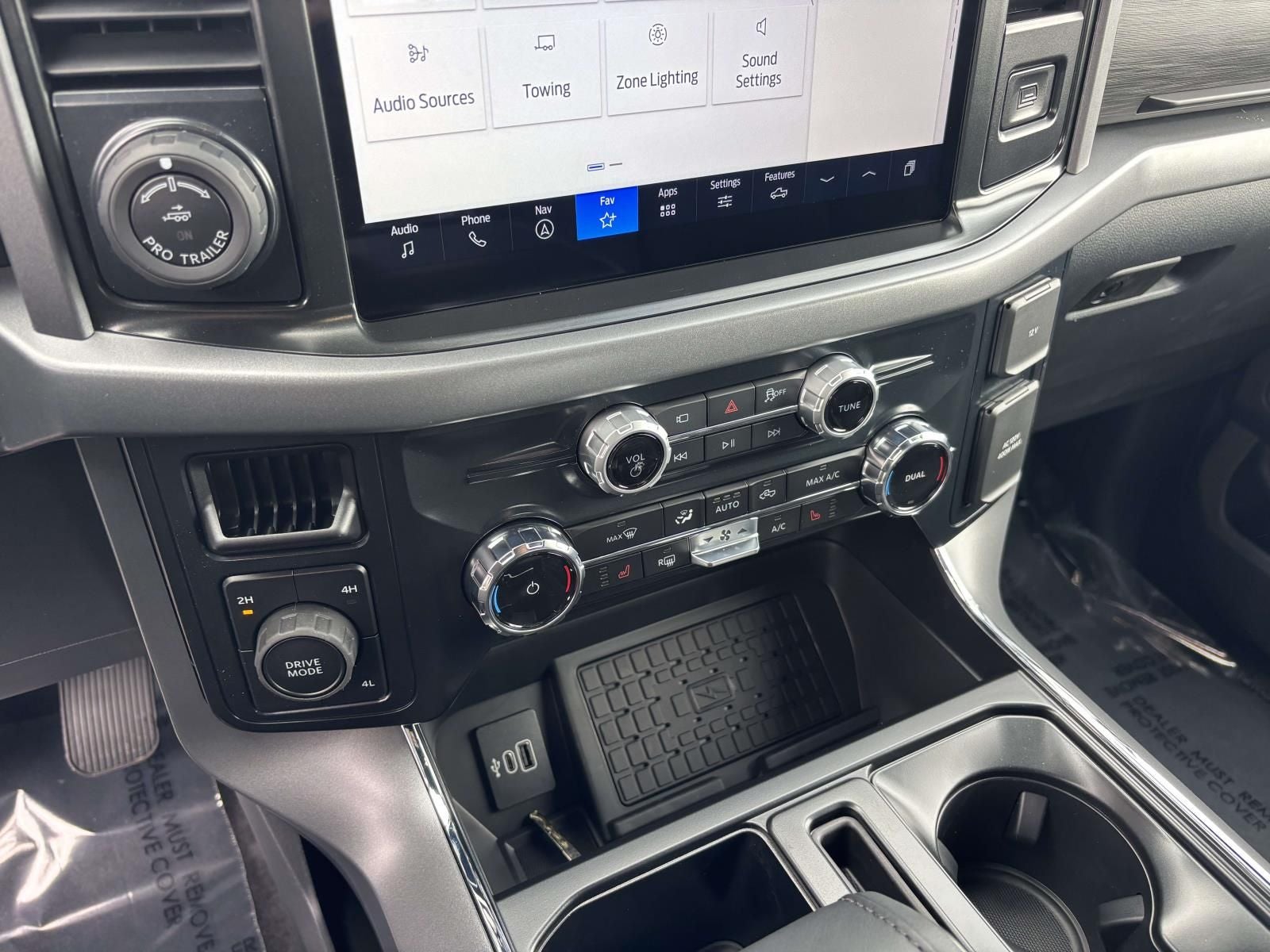 2025 Ford F-150 XLT 4X4