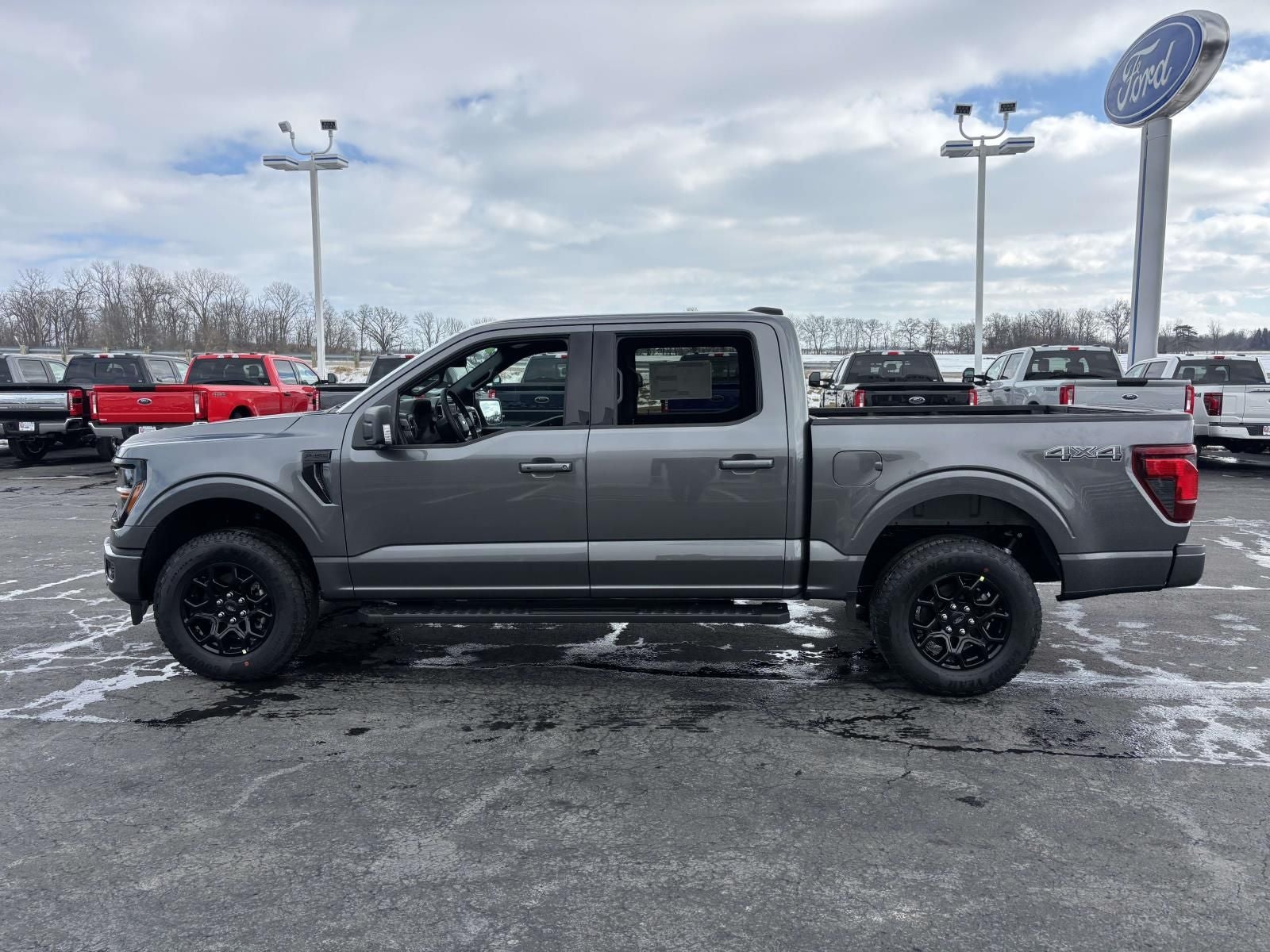 2025 Ford F-150 XLT 4X4