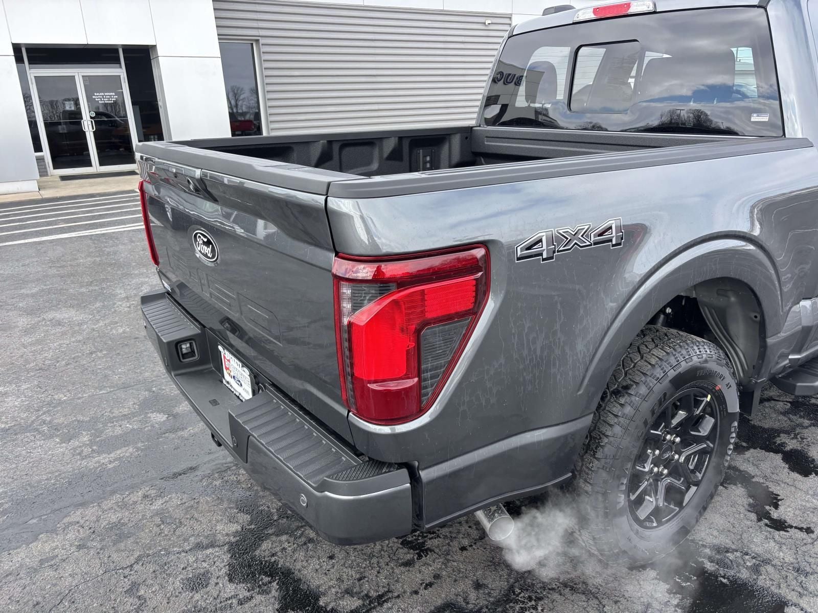 2025 Ford F-150 XLT 4X4