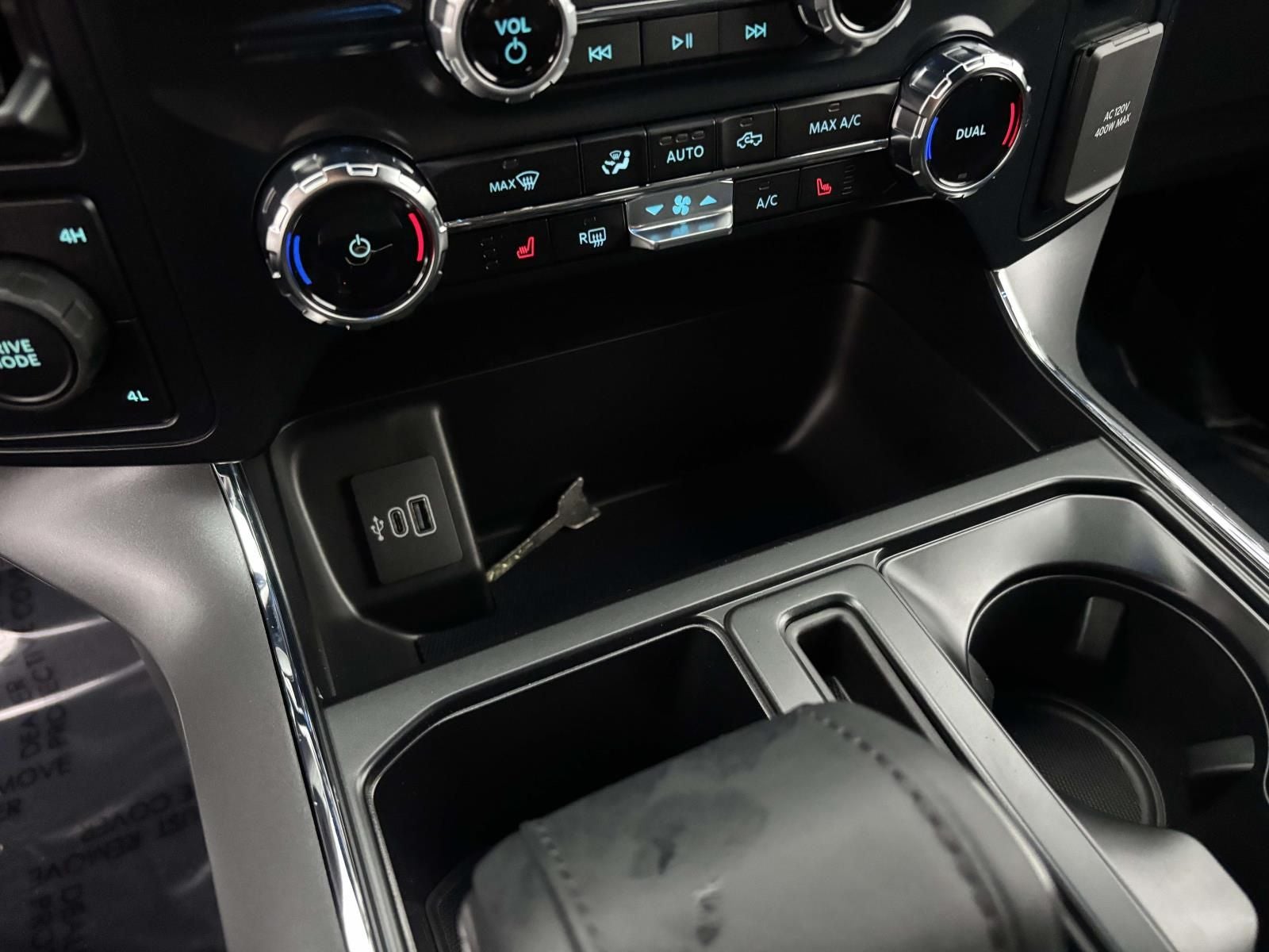 2025 Ford F-150 XLT 4X4