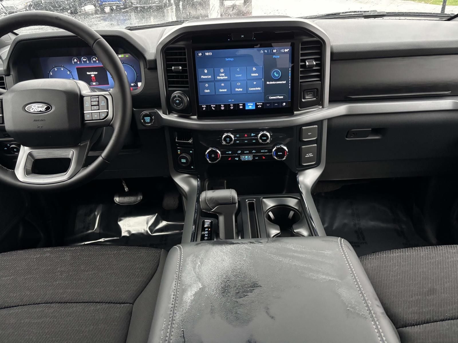 2025 Ford F-150 XLT 4X4