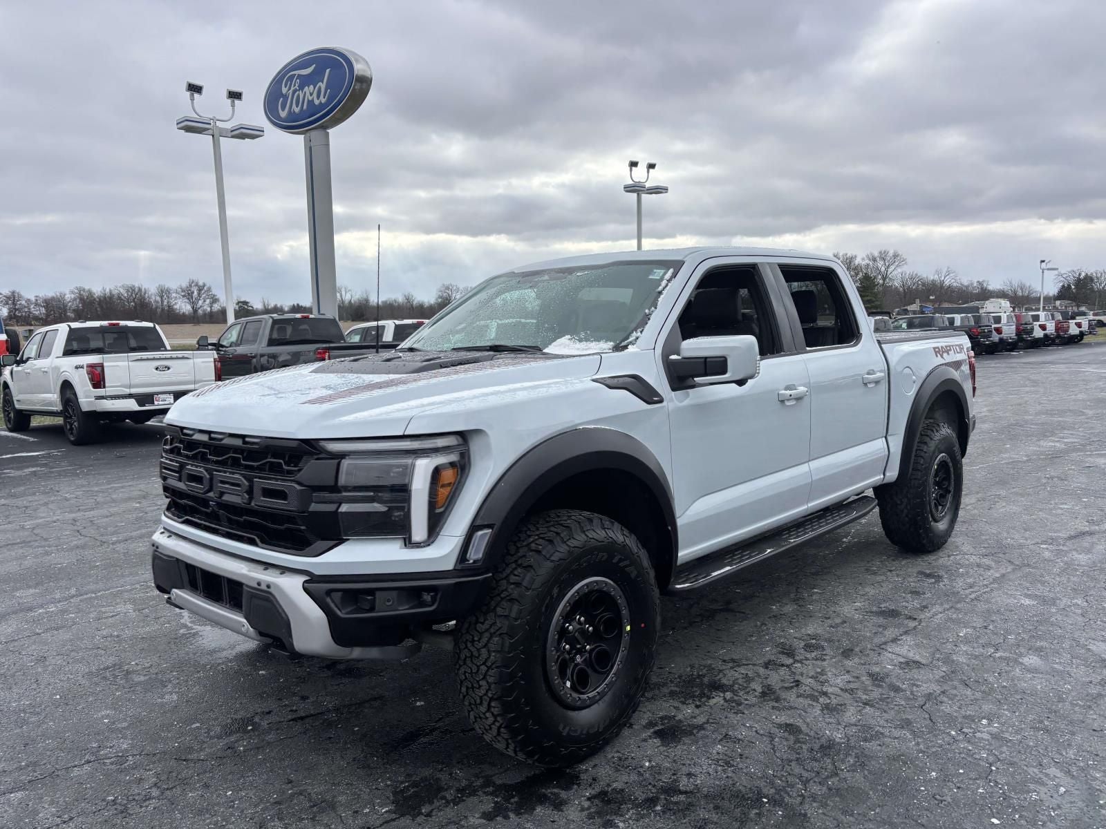 2025 Ford F-150 Raptor 37 Performance Package