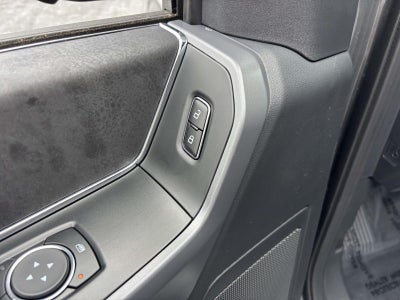 2025 Ford F-150 XLT 4X4