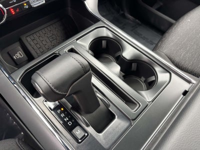 2025 Ford F-150 XLT 4X4