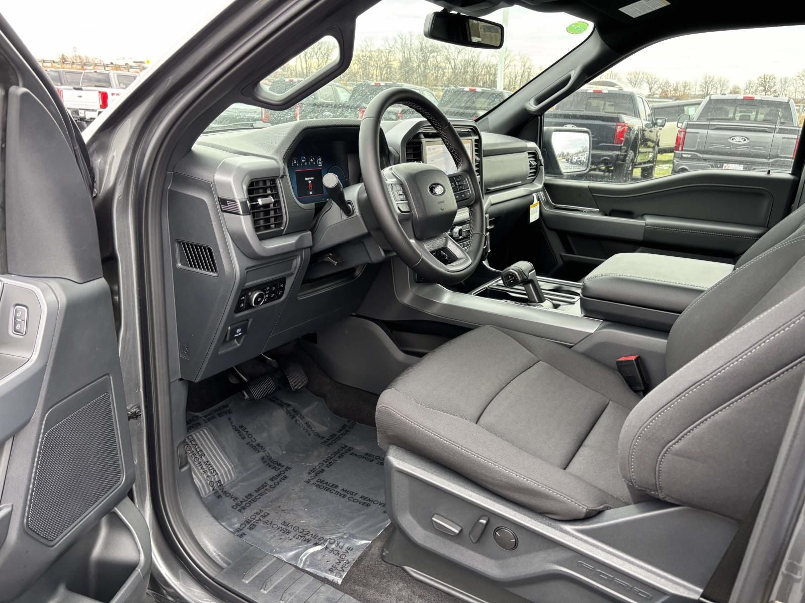 2025 Ford F-150 XLT 4X4