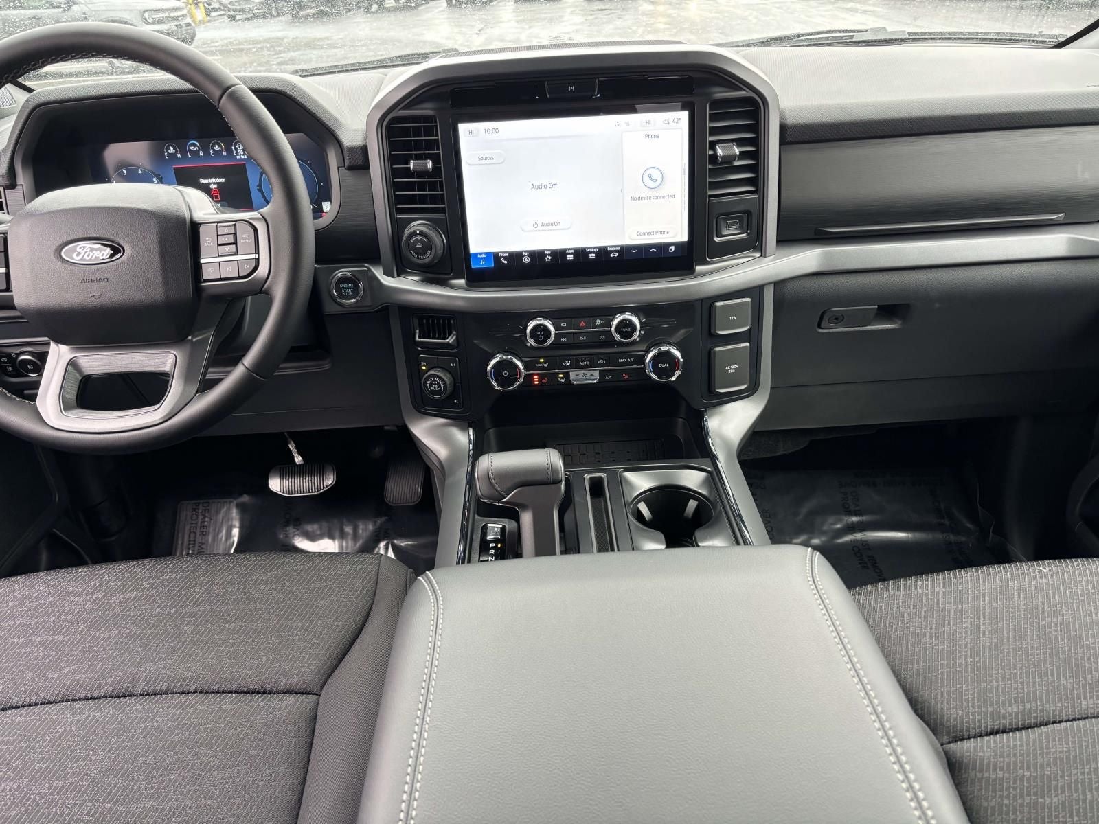 2025 Ford F-150 XLT 4X4