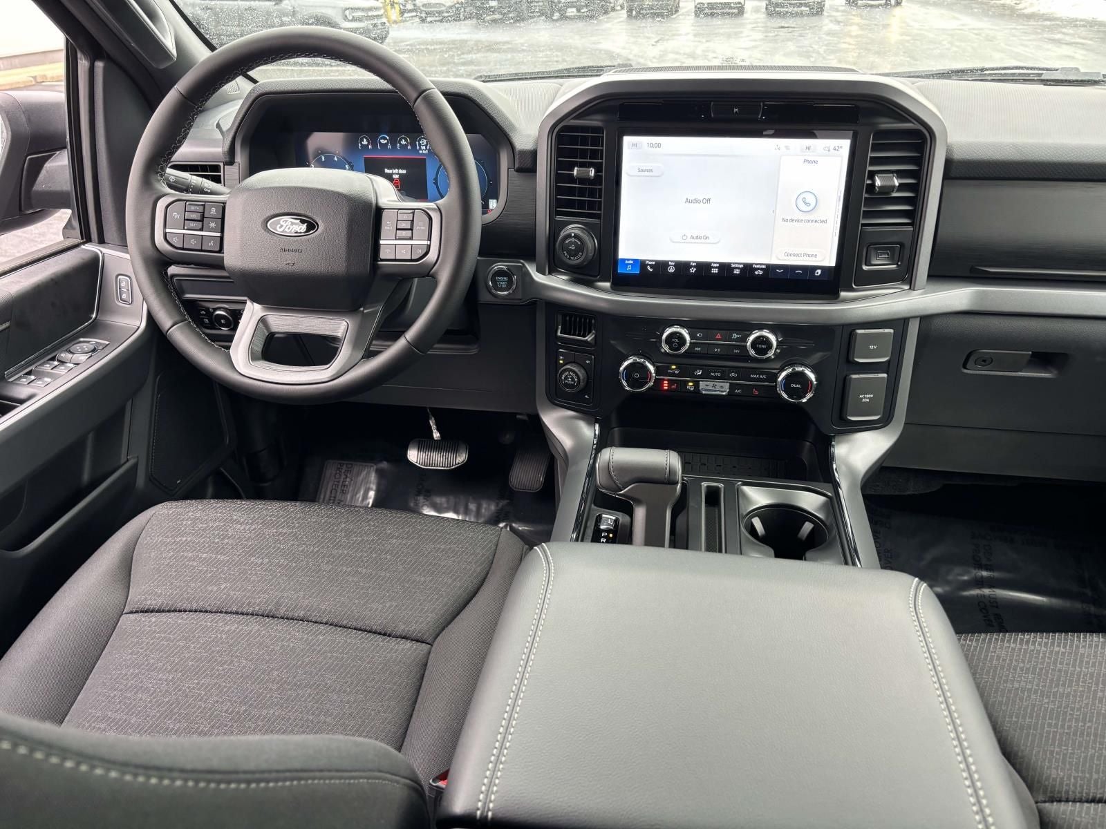 2025 Ford F-150 XLT 4X4