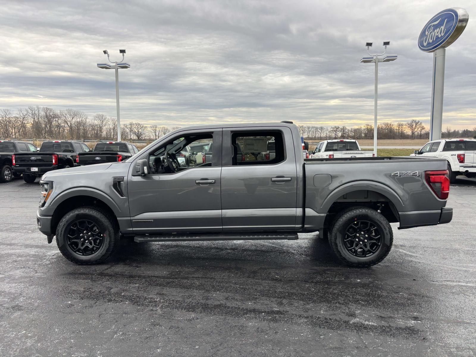 2025 Ford F-150 XLT 4X4