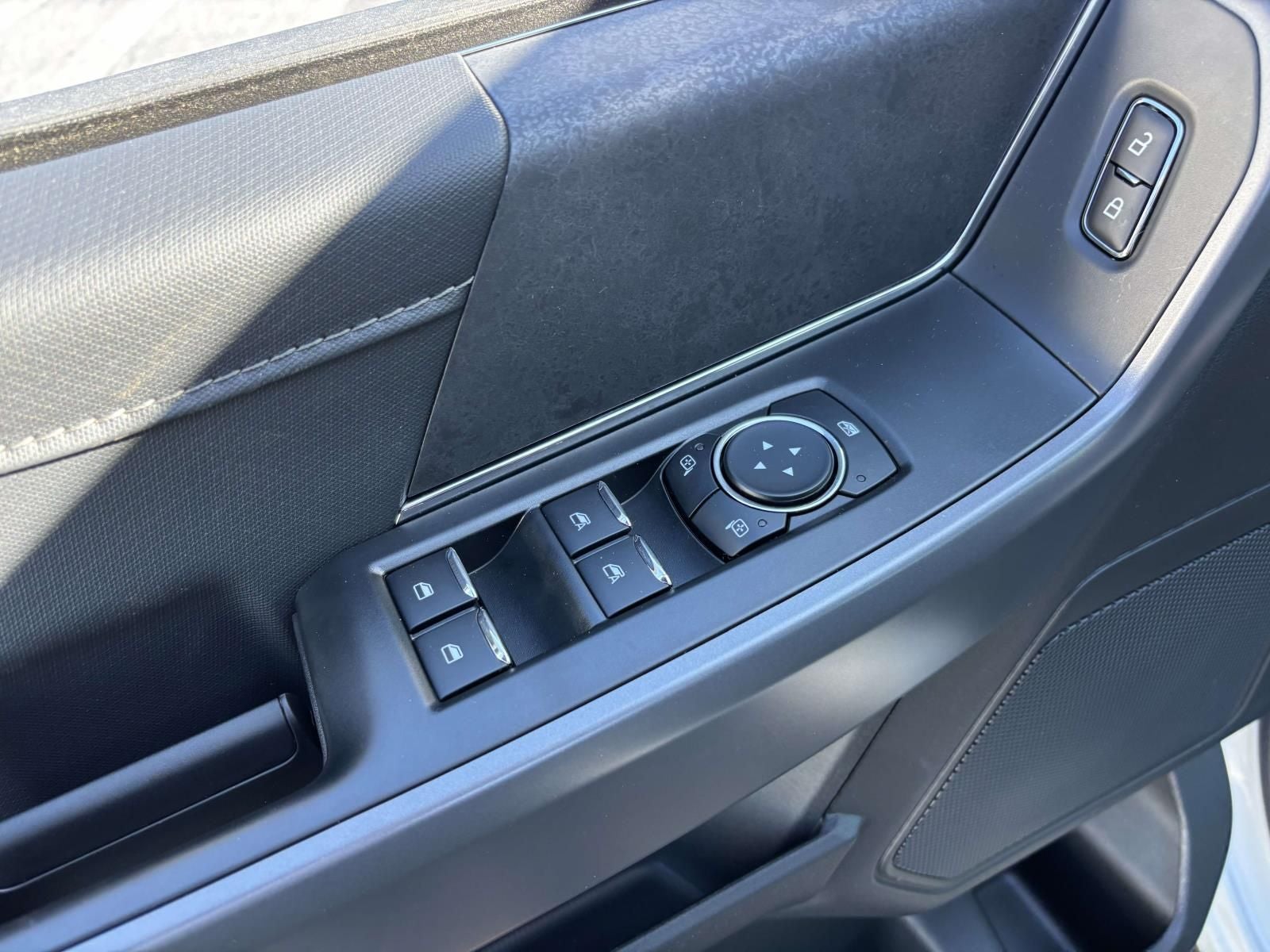 2025 Ford F-150 XLT 4X4