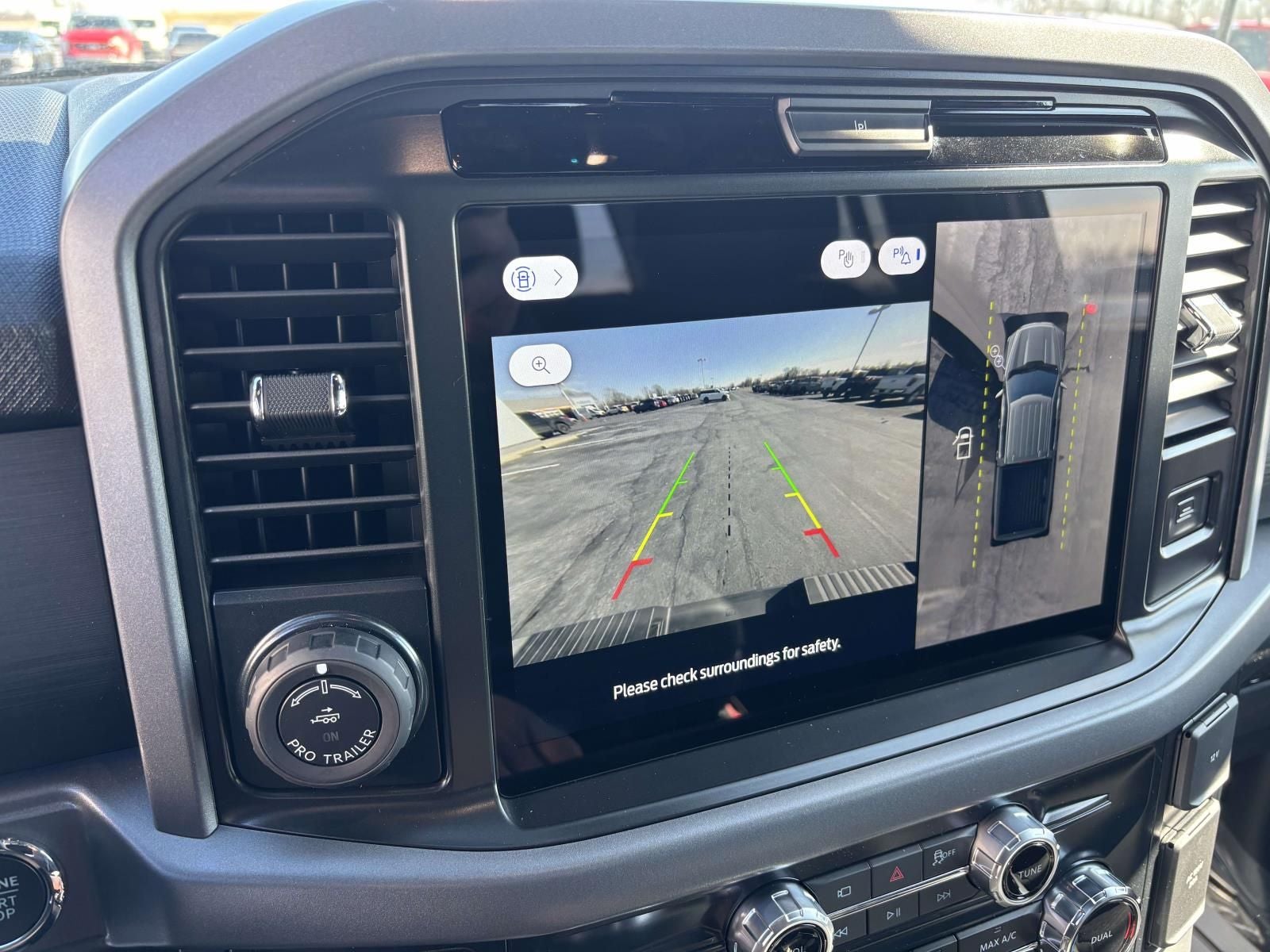 2025 Ford F-150 XLT 4X4