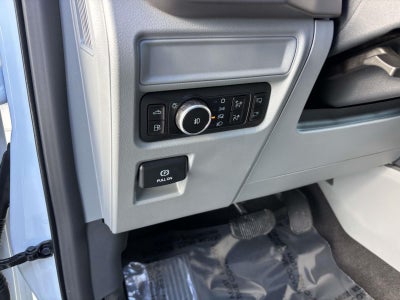 2025 Ford F-150 XLT 4X4