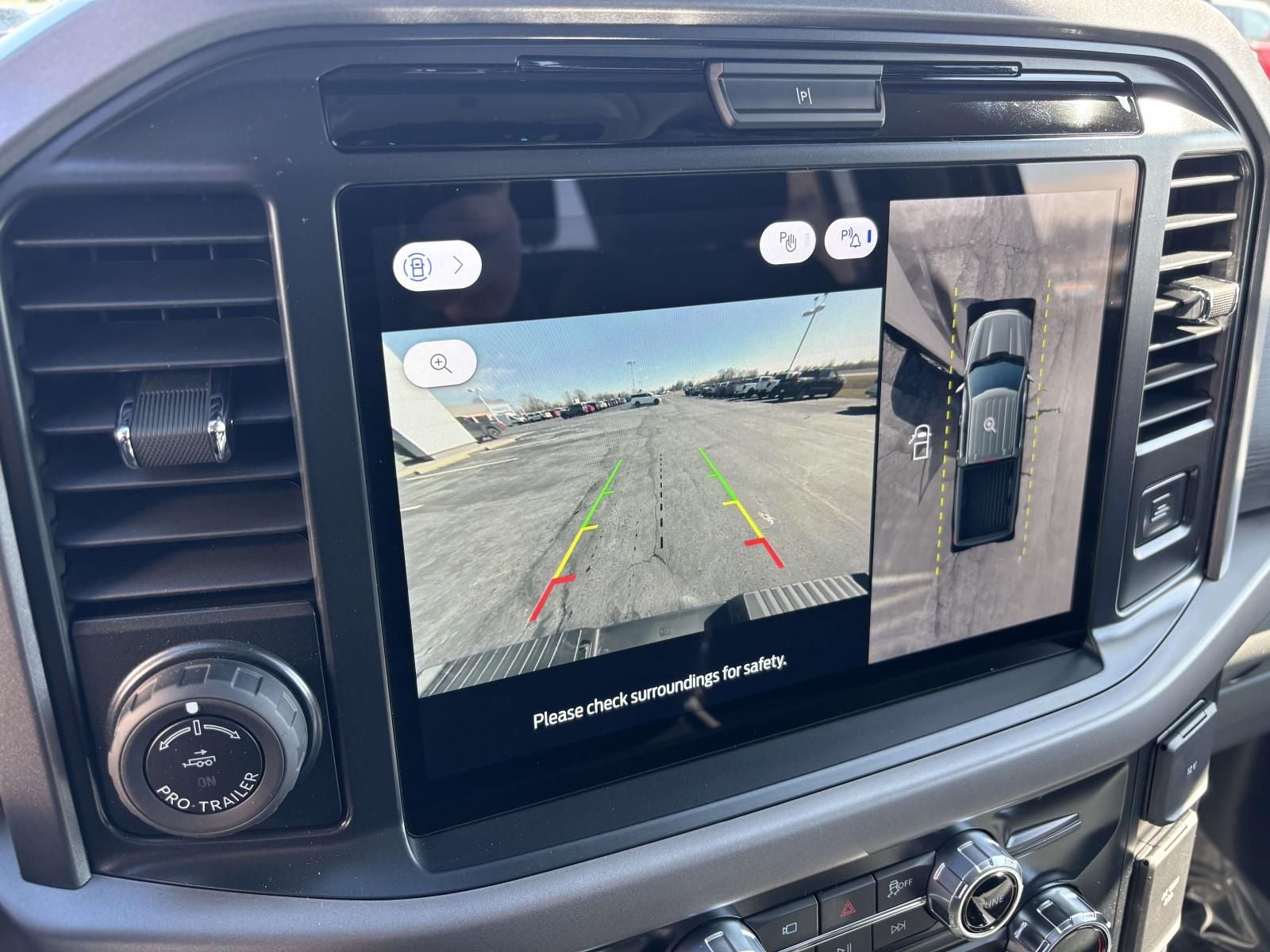 2025 Ford F-150 XLT 4X4