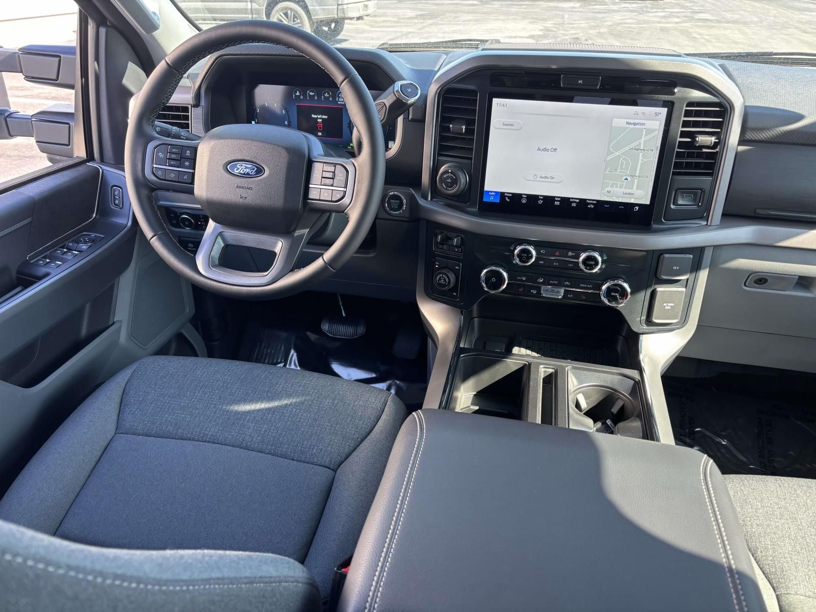 2025 Ford F-150 XLT 4X4