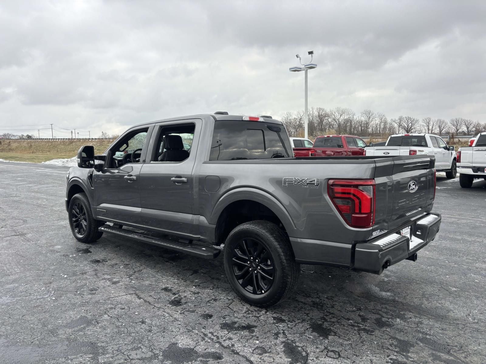 2025 Ford F-150 Lariat 4x4