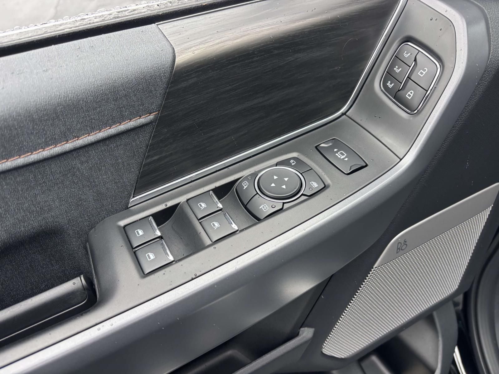 2025 Ford F-150 Lariat 4x4