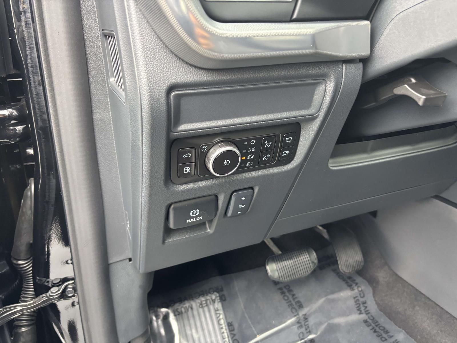 2025 Ford F-150 Lariat 4x4