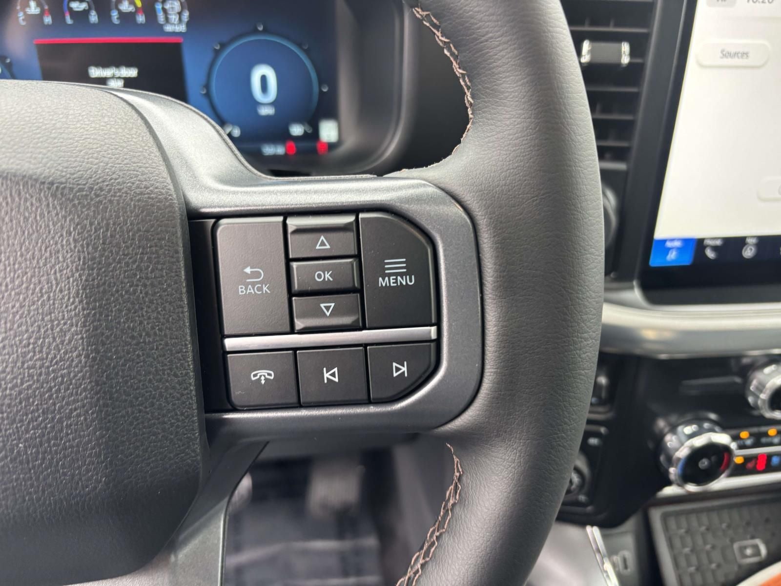 2025 Ford F-150 Lariat 4x4