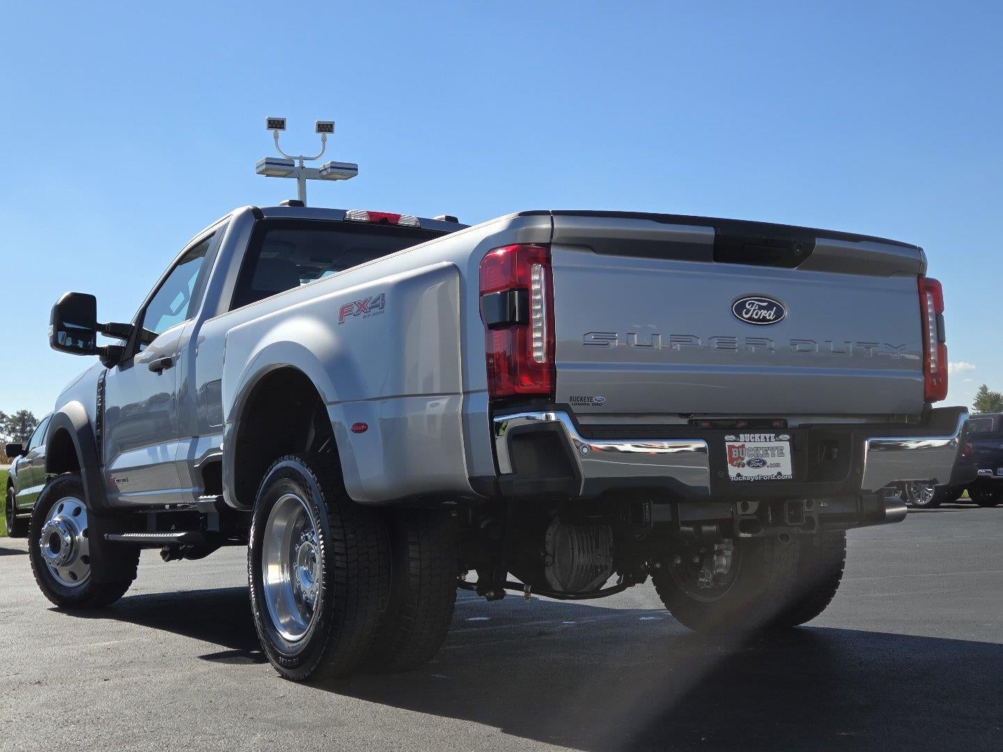 2027 Ford Super Duty F-450 DRW XL