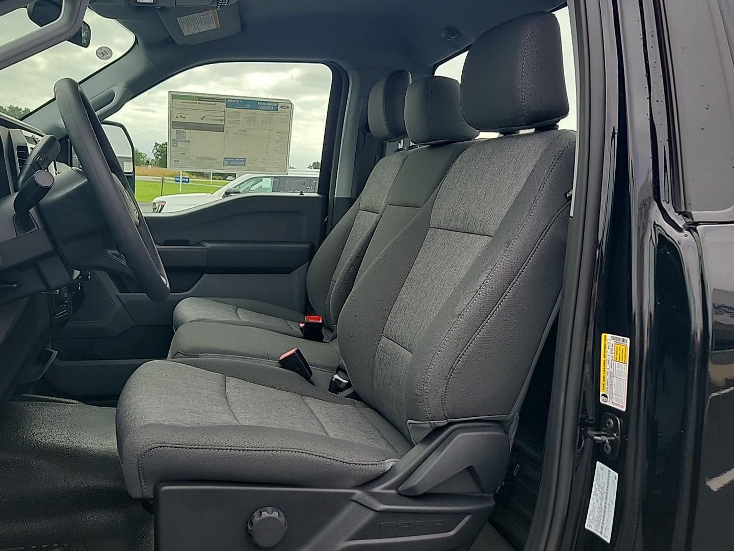 2027 Ford Super Duty F-450 Drw XL