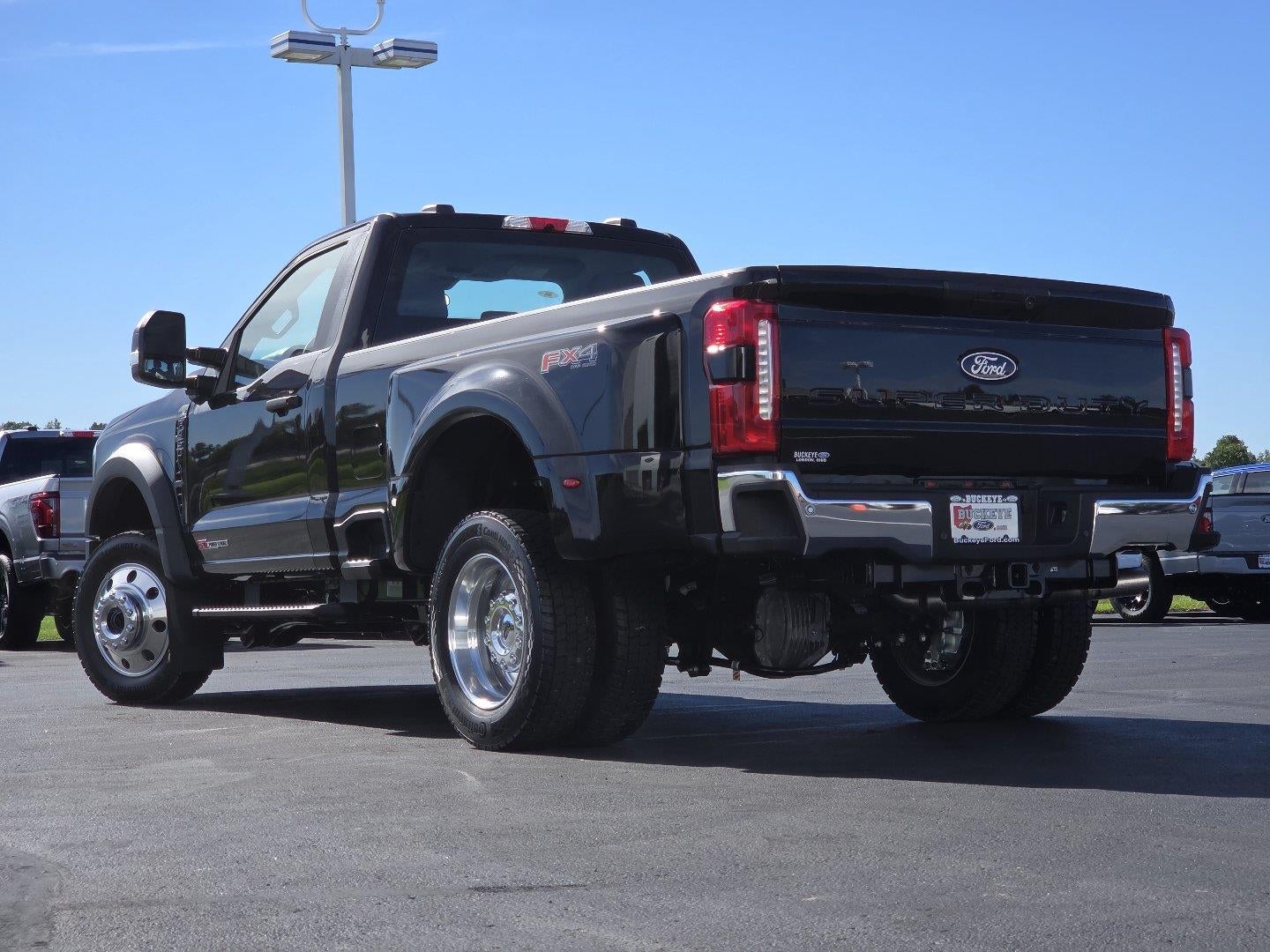 2027 Ford Super Duty F-450 DRW XL