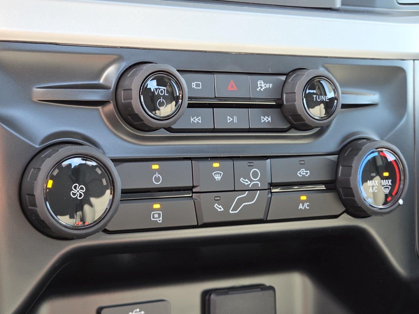 2027 Ford Super Duty F-450 DRW XL