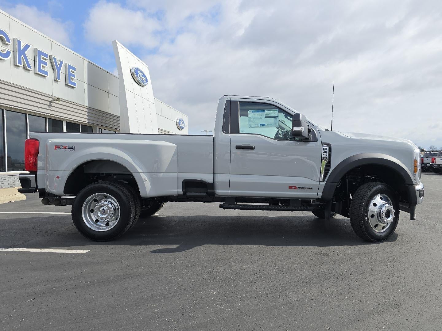 2026 Ford Super Duty F-450 DRW XL