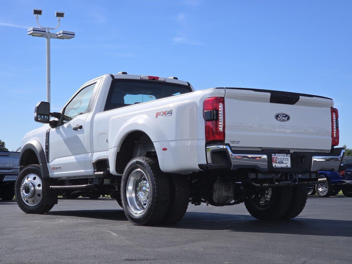 2027 Ford Super Duty F-450 DRW XL