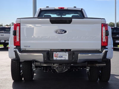 2027 Ford Super Duty F-450 DRW XL