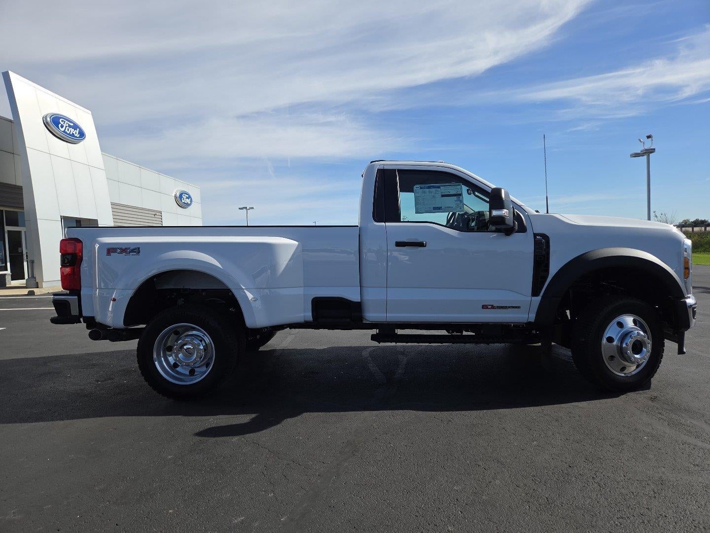 2027 Ford Super Duty F-450 DRW XL