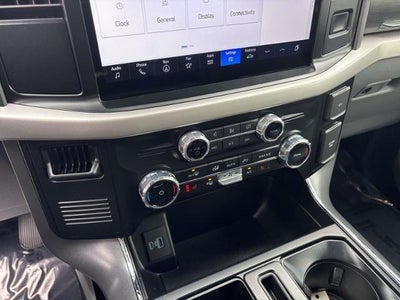 2023 Ford F-150 Lightning XLT