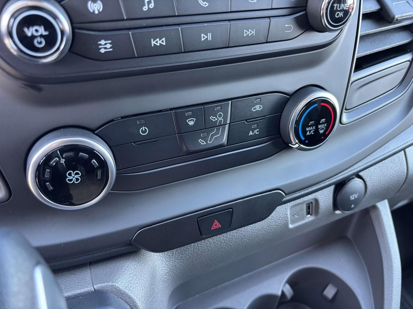 2025 Ford Transit-150 Base