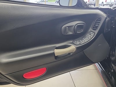 2004 Chevrolet Corvette Base