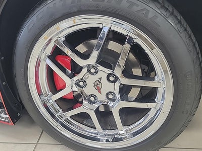 2004 Chevrolet Corvette Base