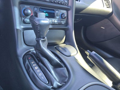 2004 Chevrolet Corvette Base