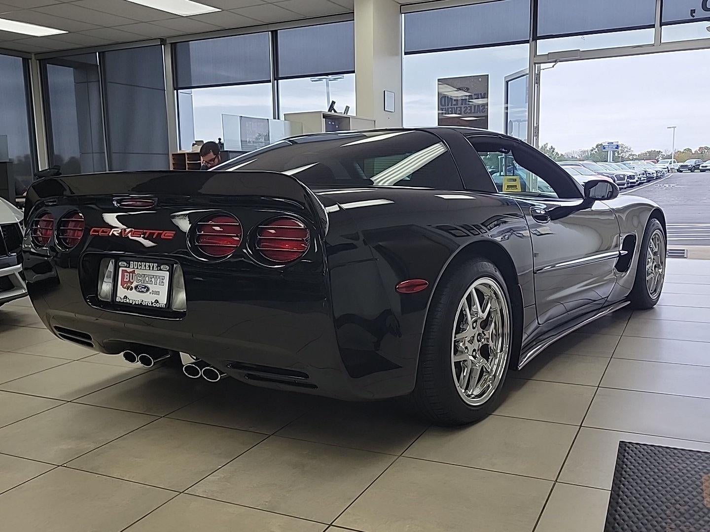 2004 Chevrolet Corvette Base