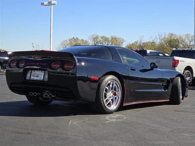 2004 Chevrolet Corvette Base