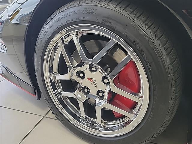 2004 Chevrolet Corvette Base