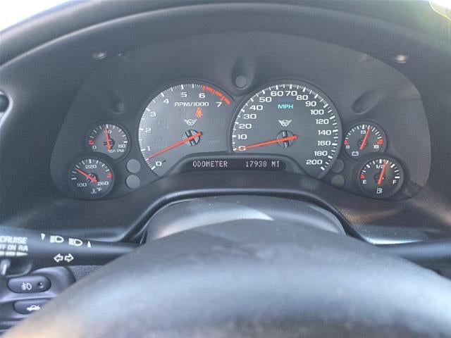 2004 Chevrolet Corvette Base