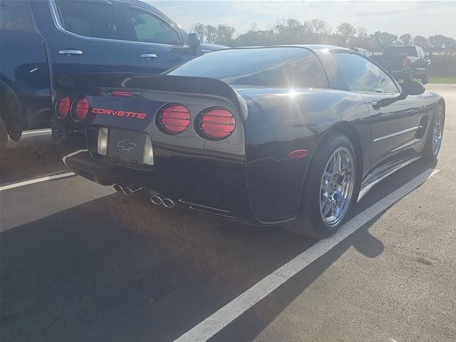 2004 Chevrolet Corvette Base