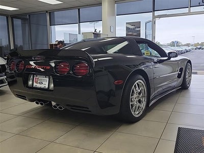 2004 Chevrolet Corvette Base