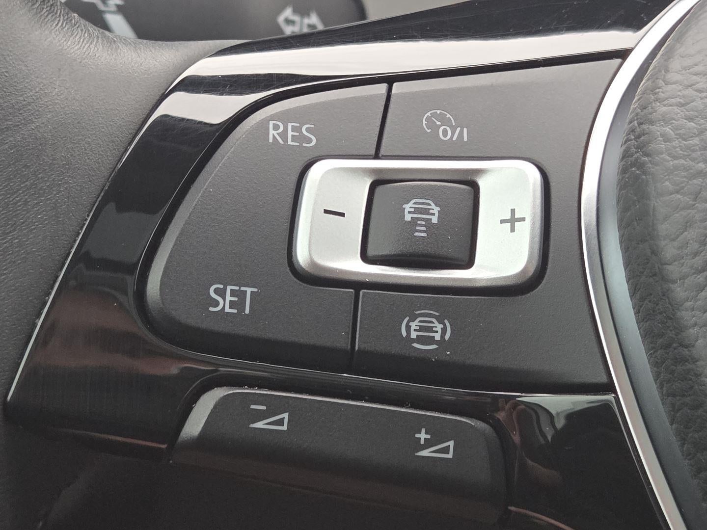 2019 Volkswagen Atlas 3.6L V6 SE w/Technology