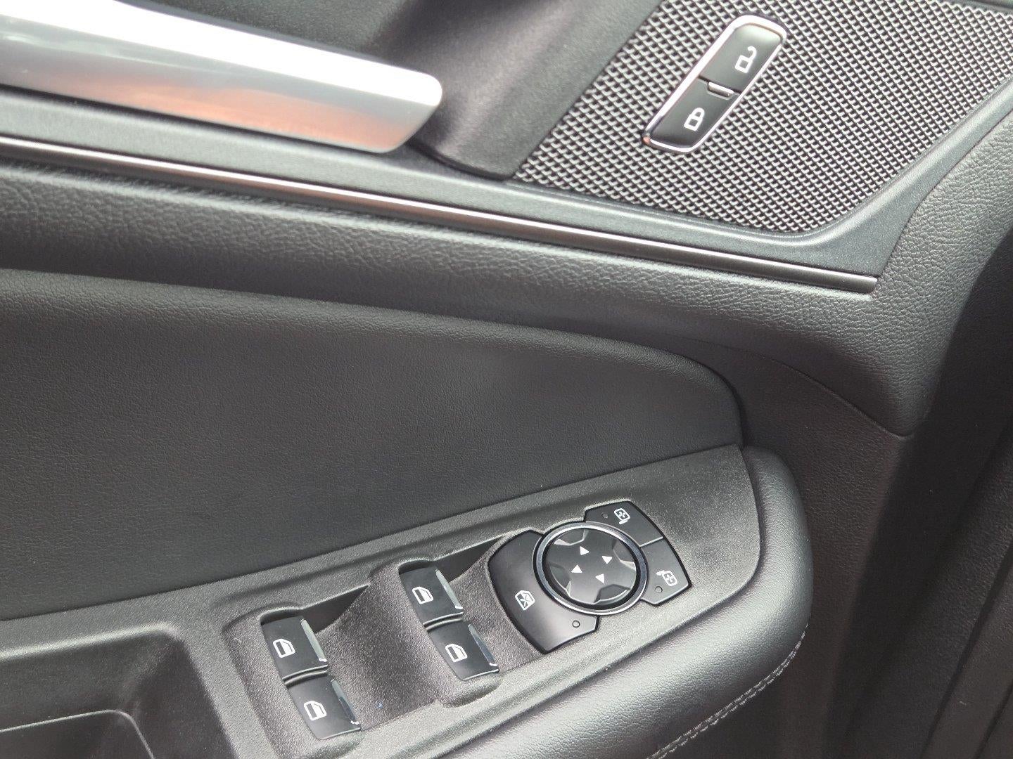 2023 Ford Edge SE