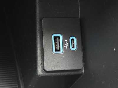 2023 Ford Edge SE