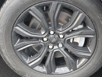 2023 Ford Edge SE