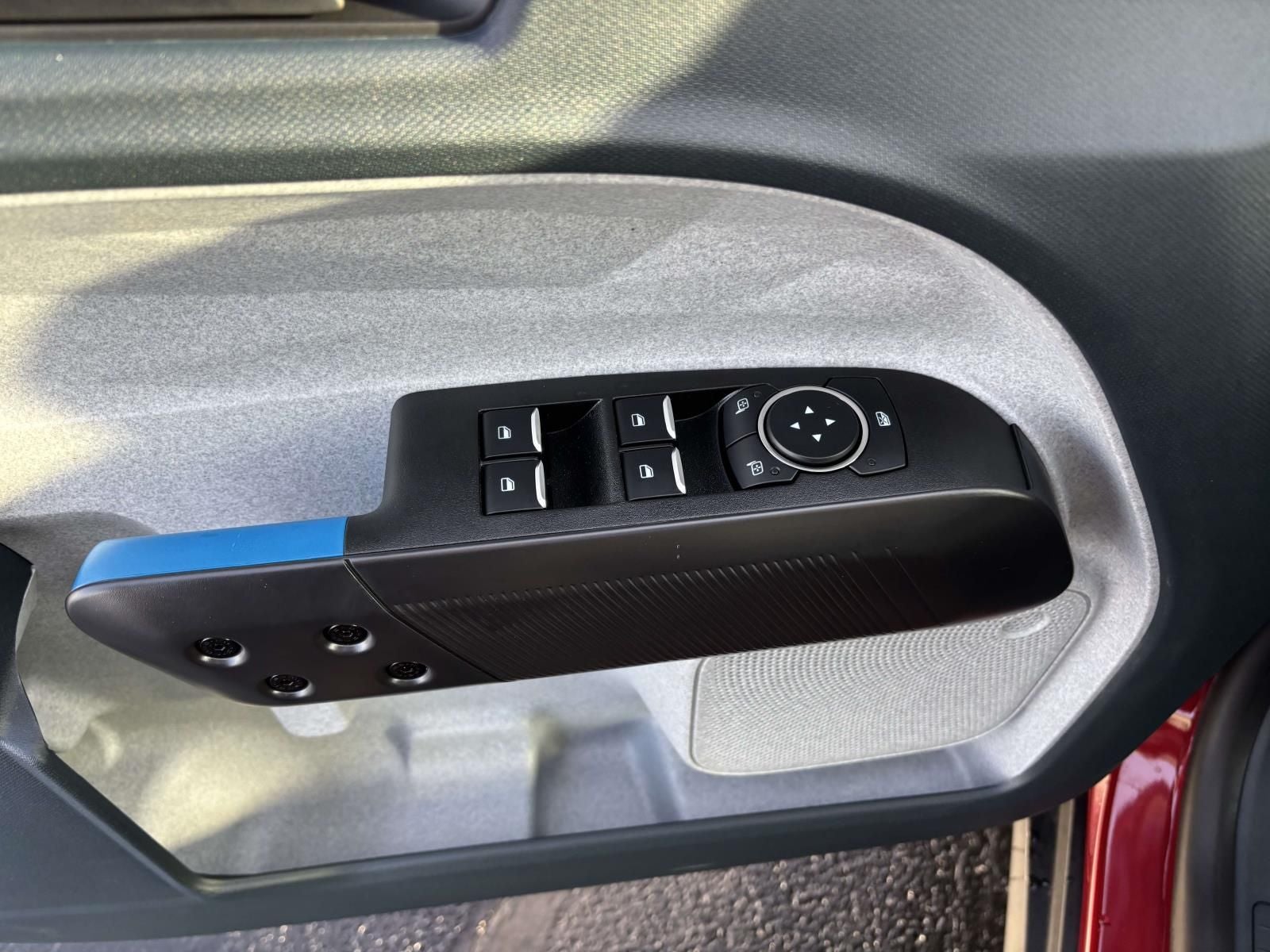 2025 Ford Maverick XLT Hybrid AWD